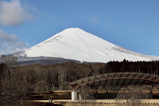 【冬休み】日帰りで絶景ハイキング！富士山と他の美しい山々の旅