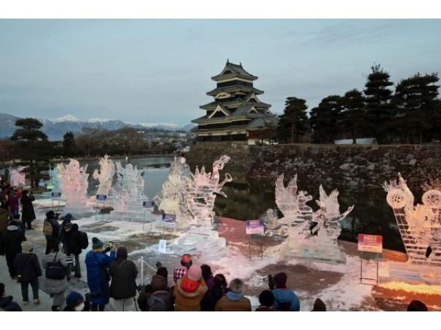 【幻想的な冬の夜】国宝松本城で体験するプロジェクションマッピングの世界