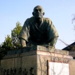 【待合せ場所だけど…】京都・三条の土下座像って誰だか知ってる？：歴史を勉強しよう