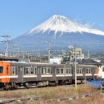 【夜景マニア必見】富士山と工場夜景の絶景ルート：岳南電車で巡る魅惑のスポット