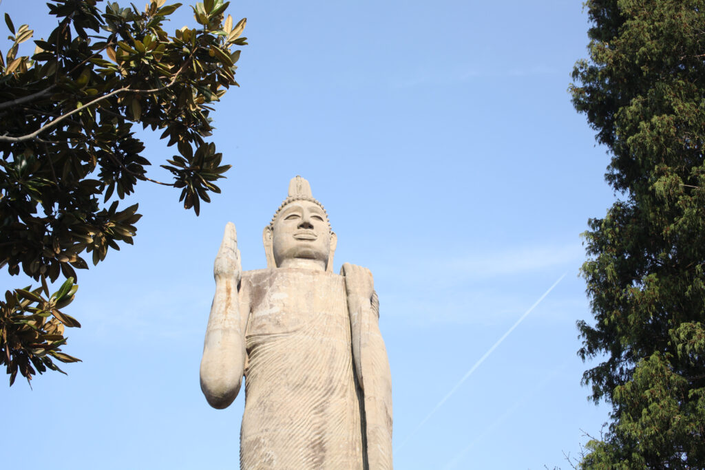 【驚愕】栃木県のスリランカ仏像が話題！栃木の激アツ珍スポットに行ってみた