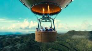 【沖縄に新スポット】恐竜とバンジーが待つ！「ジャングリア沖縄」の全貌をレポート