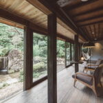 【新トレンド】山梨県小菅村で新発見！分散型ホテルの魅力とは？