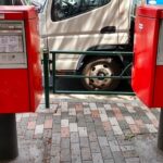 【一見ムダ？】都市の隠れた珍スポット：横並び郵便ポストの謎を解き明かす