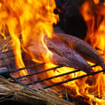【名物】土佐清水で味わう絶品藁焼きカツオのたたき：マンボウもご一緒に！