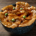 【ミニスカグルメ】極寒の北海道グルメ冒険記：スポーツカーで美味しい旅