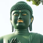 【都会の異世界】金箔が語る名古屋大仏の壮大な野望