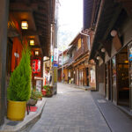 【ひとり温泉旅】あなたもできる！令和のトレンド、ひとり温泉旅でリフレッシュする秘訣