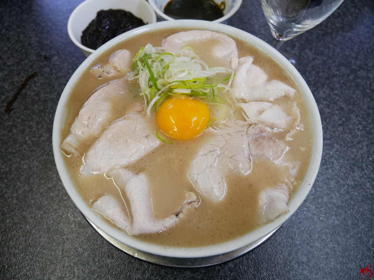 【わざわざ食べにいく！】九州ラーメンの美味しい革命：ミシュランに認められた究極の一杯