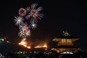 【奈良の冬】古都の夜景を幻想的に彩る花火と絶景