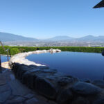 【家族で楽しむ！】中央市の新しい温泉施設で感じる絶景と美肌効果の魅力