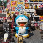 【珍スポット爆誕！】熊野町交差点のパワーアップした魅力とは？レトロ看板の新しい楽しみ方