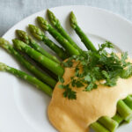 【今が旬】愛媛の春アスパラガス：肉との相性抜群！これから最高にうまいですよ。