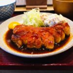 【高野山】宗教都市で見つけた：三重県のご当地グルメ・絶品とんてきの名店ガイド