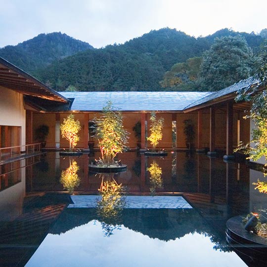 【ソロ温泉のススメ】西日本で訪れたい:一人旅で楽しむ静寂な温泉地