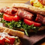 【スキーの後に】北海道山岳リゾートの隠れ家的カフェ：ボリューム満点のグルメ体験