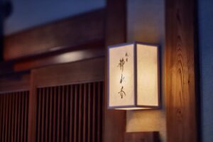 【京都料理の神髄】京都で味わう絶品料理！祇園静水香の日本酒ペアリング体験