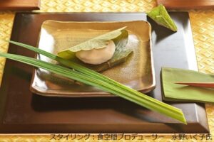 【ゴールデンウィーク限定】日本橋三越で楽しむ！甘塩っぱさが絶妙な柏餅の食べ比べ