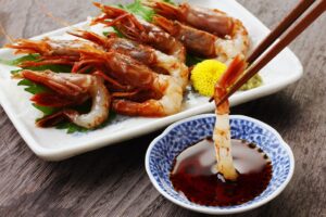 【お花見で忘れないで】青森の春を味わう！ガサエビとホタテ刺身の魅力