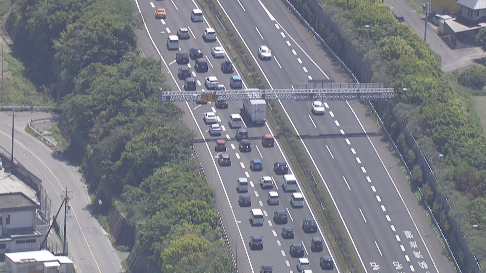 【要注意】GW高速道路渋滞予測！混雑エリアと避けるべき時間帯