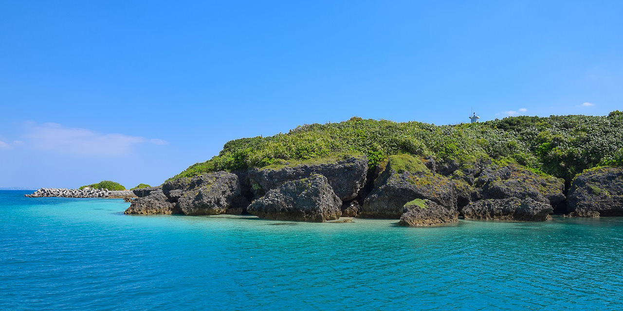 【美しさをトリート】久高島と奄美大島の神秘的なパワースポットを巡る旅