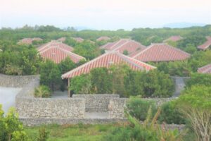 【仕事疲れに犬が効く?!】漫画『お疲れリーマンとかしこいぬ』田舎で癒されにリフレッシュ休暇のすすめ