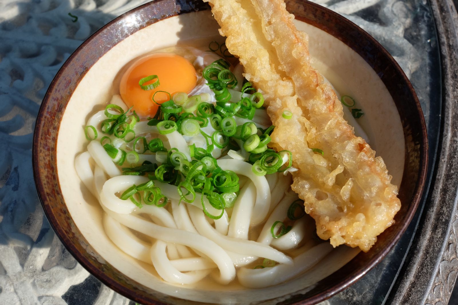 【インバウンドの鍵】全国のご当地B級グルメを巡る！外国人観光客の美味しい旅