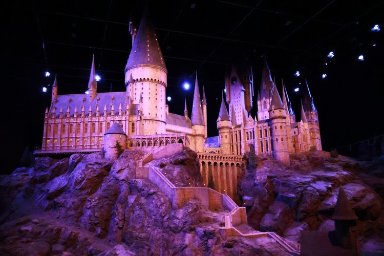 【初めて行く方必見!】ハリーポッタースタジオツアーを100%楽しむための完全ガイド