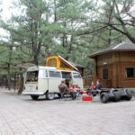 【指宿で名物と夏キャンプ】癒しの砂むし温泉とキャンプを楽しむ鹿児島の穴場スポット