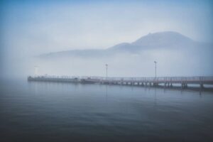 【行ってみた!】箱根・芦ノ湖1 霧の朝、静かな桟橋で出会った絶景