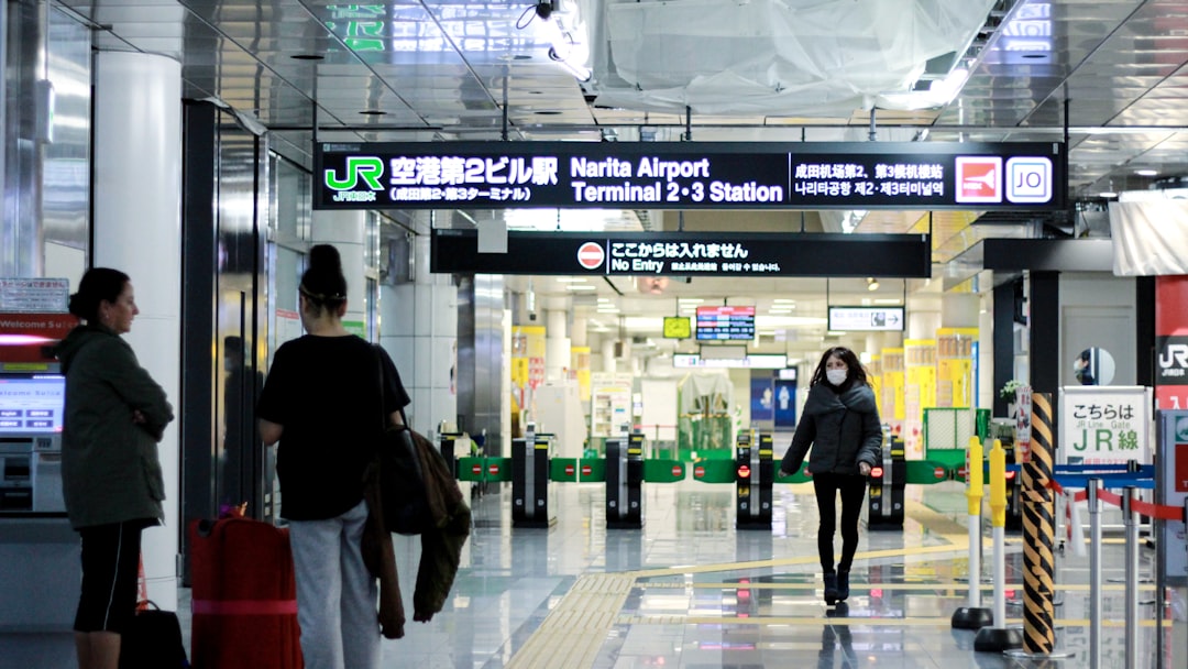 【環境配慮!】成田空港の免税店で進むバイオマス買い物袋への切り替え