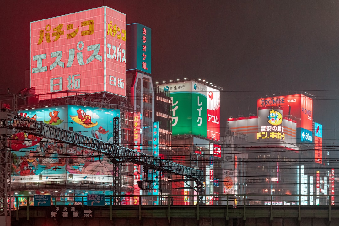 【新スポット!】浦安駅高架下に商業施設「マーヴ浦安」がいよいよ開業