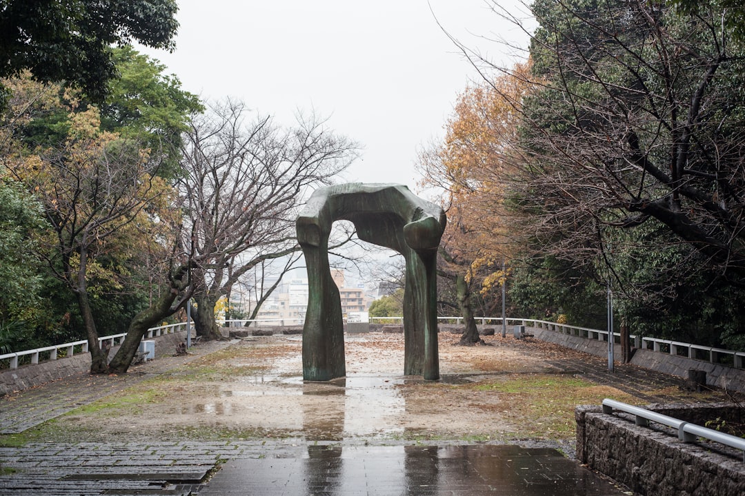 【絶景!】雨の日こそ美術館へ。一生に一度は訪れたいアートな自治体TOP10