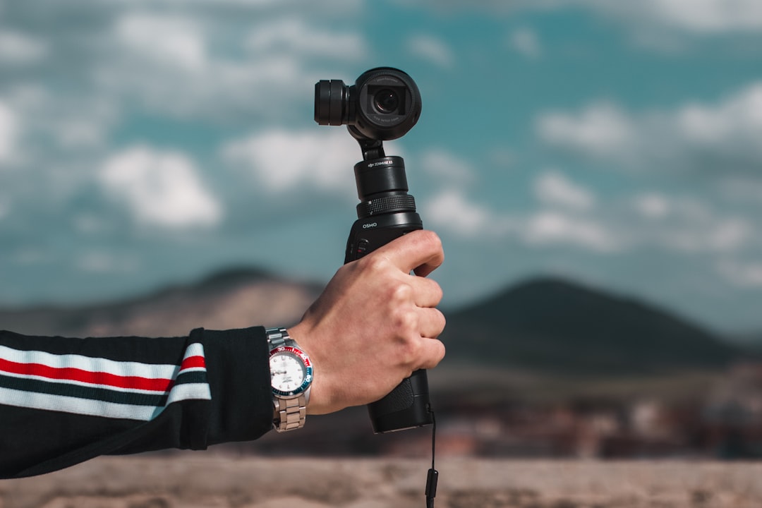 【注目!】DJI「Osmo Pocket 4P」6月29日発売決定、ホワイトカラーも登場