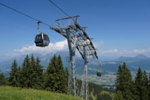 【先進的！】新穂高ロープウェイがゼロカーボン運行へ、飛騨高山の再生エネで実現