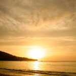 【夏の思い出づくり！】大阪湾で楽しむ海上アスレチック「二色の浜ウォーターパーク」