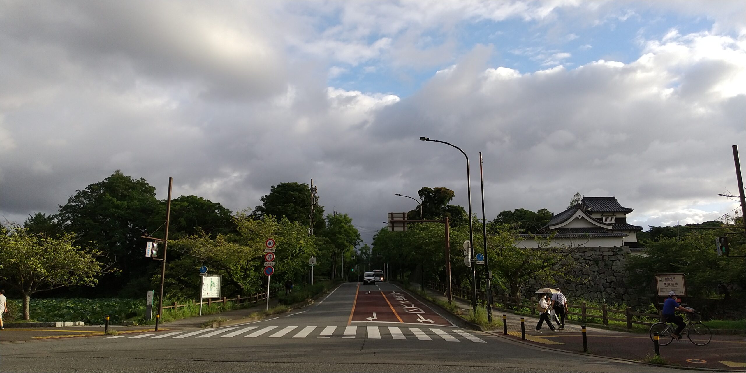 日本の街並みのイメージ