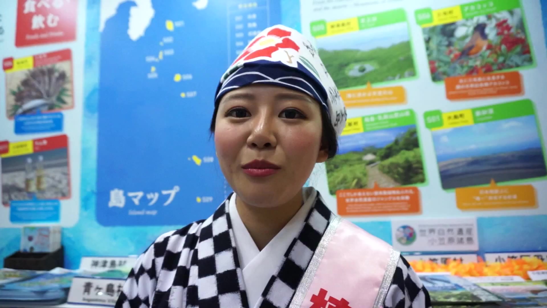 大分の地酒が並ぶ居酒屋のカウンター