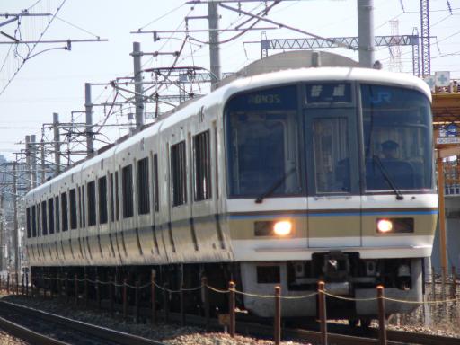 JR線の普通列車で目指す温泉地