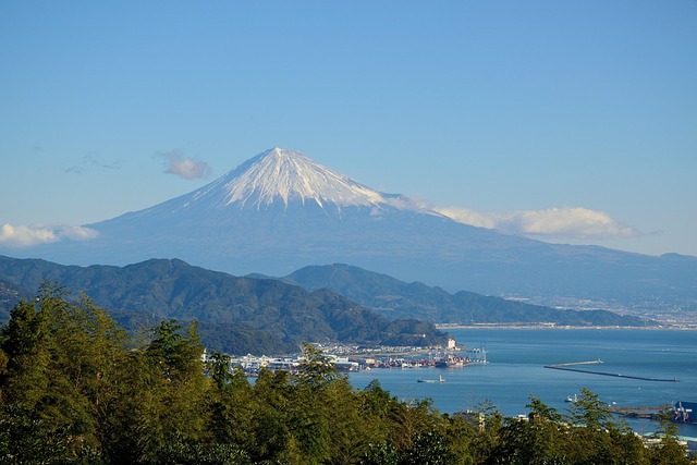日本 山のイメージ