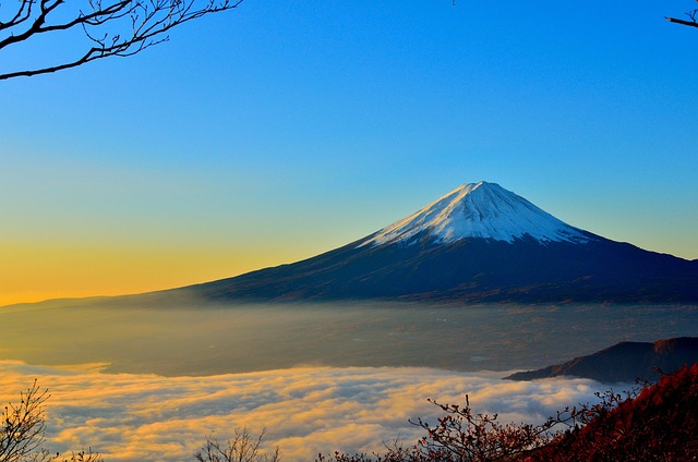 日本 山のイメージ