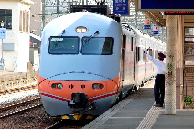 【便利！】JR九州のクレカ乗車が拡大。福岡都市圏92駅で2026年9月から利用可能に