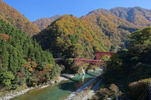 【行ってみた！】黒部峡谷①｜紅葉の秘境旅 新幹線開通前の思い出 夫婦と義両親